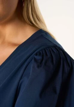 Met Pofmouwen - Blouse - Navy Blue 12 Met Pofmouwen - Blouse - Navy Blue -Ms Mode 660b10bf18144a87a01dece624801ea8