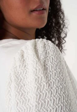 Met Structuur Mouwen - Blouse - Off White 12 Met Structuur Mouwen - Blouse - Off White -Ms Mode 7e11a216a4c6454fb7805a90ca3a0e99