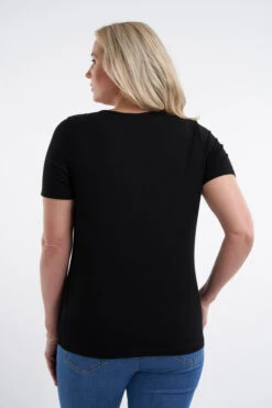 Basic T-shirt Met V-hals 11 Basic T-shirt Met V-hals -Ms Mode E28000012 10