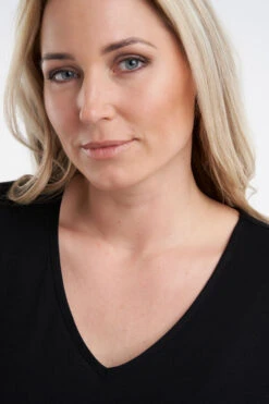 Basic T-shirt Met V-hals 13 Basic T-shirt Met V-hals -Ms Mode E28000012 12