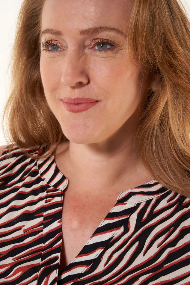 Mouwloze Blouse Met Print 7 Mouwloze Blouse Met Print - Afbeelding 5