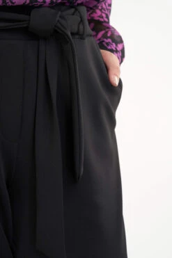 Broek Met Ceintuur 12 Broek Met Ceintuur -Ms Mode M11167012 11