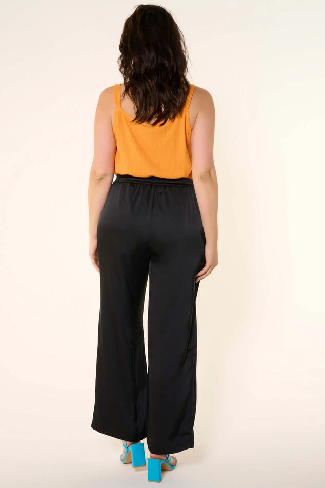 Broek Met Satijnen Look 6 Broek Met Satijnen Look - Afbeelding 4