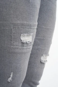 Jeans Met Destroyed Detail -Ms Mode M17055019 14