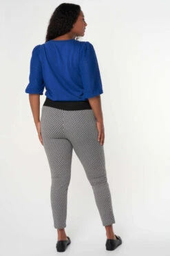 Legging Met Grafisch Design 12 Legging Met Grafisch Design -Ms Mode M29127002 10