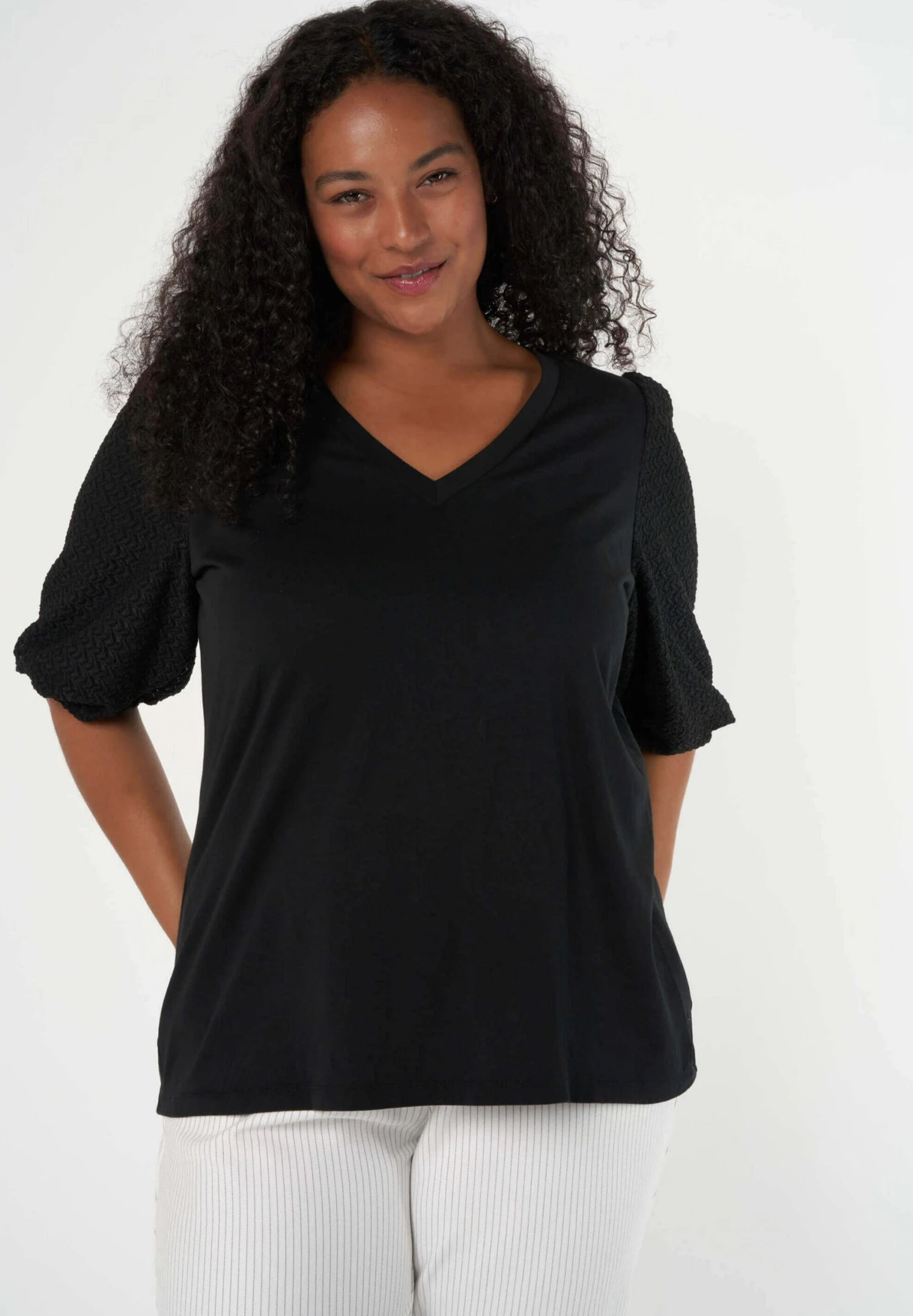 Met Structuur Mouwen - Blouse - Black 3 Met Structuur Mouwen - Blouse - Black