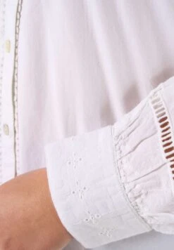 Met Borduursel - Overhemdblouse - White -Ms Mode dd0678adb98340039e3122b990f5e513